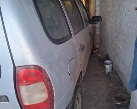 Сірий ВАЗ 2123 Niva, об'ємом двигуна 1.69 л та пробігом 197 тис. км за 1600 $, фото 1 на Automoto.ua