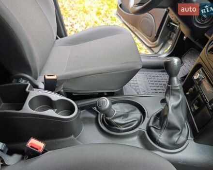 Серый ВАЗ 2123 Niva, объемом двигателя 1.69 л и пробегом 16 тыс. км за 10300 $, фото 31 на Automoto.ua