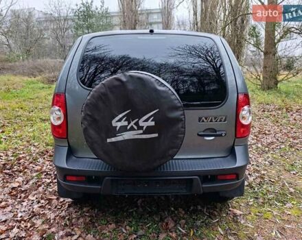 Серый ВАЗ 2123 Niva, объемом двигателя 1.69 л и пробегом 16 тыс. км за 10300 $, фото 2 на Automoto.ua