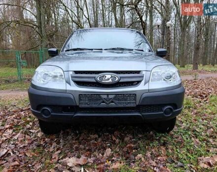 Серый ВАЗ 2123 Niva, объемом двигателя 1.69 л и пробегом 16 тыс. км за 10300 $, фото 1 на Automoto.ua