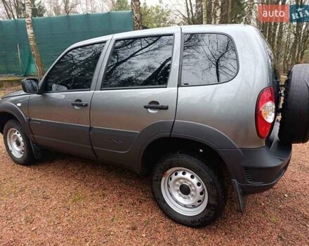 Серый ВАЗ 2123 Niva, объемом двигателя 1.69 л и пробегом 16 тыс. км за 10300 $, фото 52 на Automoto.ua