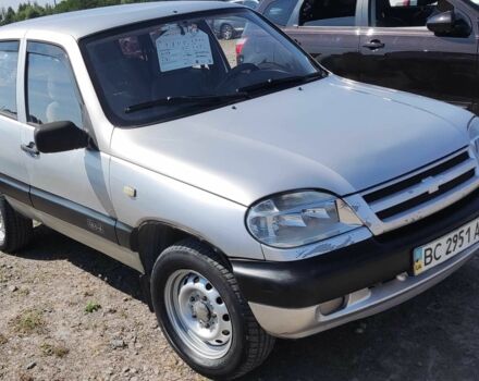 Серый ВАЗ 2123 Niva, объемом двигателя 1.69 л и пробегом 360 тыс. км за 2900 $, фото 4 на Automoto.ua