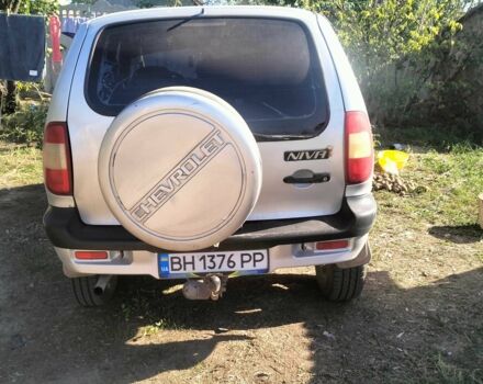 Серый ВАЗ 2123 Niva, объемом двигателя 1.7 л и пробегом 2 тыс. км за 4000 $, фото 2 на Automoto.ua