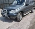 Сірий ВАЗ 2123 Niva, об'ємом двигуна 1.69 л та пробігом 211 тис. км за 4000 $, фото 1 на Automoto.ua