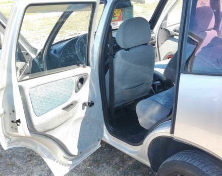 Серый ВАЗ 2123 Niva, объемом двигателя 1.69 л и пробегом 360 тыс. км за 2900 $, фото 15 на Automoto.ua