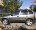 Серый ВАЗ 2123 Niva, объемом двигателя 1.69 л и пробегом 192 тыс. км за 3700 $, фото 3 на Automoto.ua