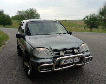Сірий ВАЗ 2123 Niva, об'ємом двигуна 1.7 л та пробігом 200 тис. км за 1650 $, фото 1 на Automoto.ua