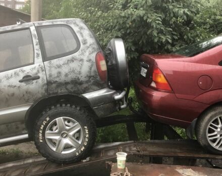 Сірий ВАЗ 2123 Niva, об'ємом двигуна 1.7 л та пробігом 177 тис. км за 3600 $, фото 4 на Automoto.ua