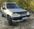 Сірий ВАЗ 2123 Niva, об'ємом двигуна 1.7 л та пробігом 251 тис. км за 3214 $, фото 1 на Automoto.ua
