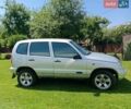 Серый ВАЗ 2123 Niva, объемом двигателя 1.69 л и пробегом 325 тыс. км за 3250 $, фото 1 на Automoto.ua