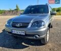 Серый ВАЗ 2123 Niva, объемом двигателя 1.69 л и пробегом 89 тыс. км за 11800 $, фото 2 на Automoto.ua