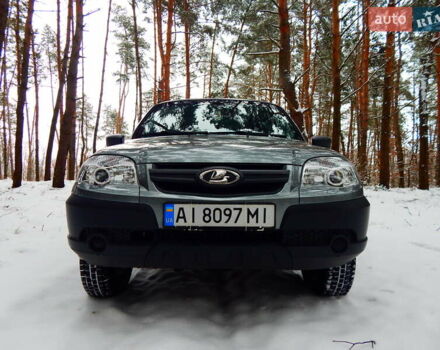 Серый ВАЗ 2123 Niva, объемом двигателя 1.69 л и пробегом 7 тыс. км за 12500 $, фото 1 на Automoto.ua