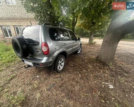 Серый ВАЗ 2123 Niva, объемом двигателя 1.69 л и пробегом 132 тыс. км за 8500 $, фото 8 на Automoto.ua