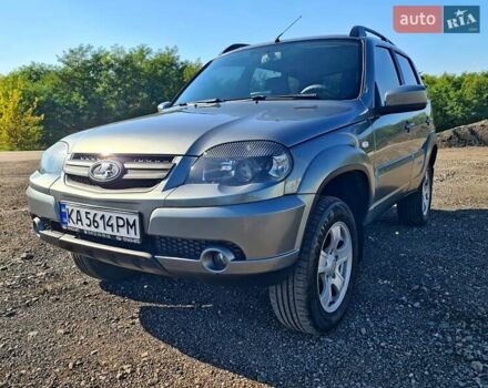 Серый ВАЗ 2123 Niva, объемом двигателя 1.69 л и пробегом 89 тыс. км за 11800 $, фото 10 на Automoto.ua