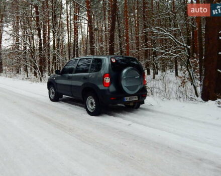 Серый ВАЗ 2123 Niva, объемом двигателя 1.69 л и пробегом 7 тыс. км за 12500 $, фото 2 на Automoto.ua