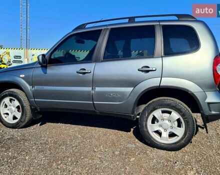 Серый ВАЗ 2123 Niva, объемом двигателя 1.69 л и пробегом 89 тыс. км за 11800 $, фото 8 на Automoto.ua