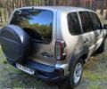 Сірий ВАЗ 2123 Niva, об'ємом двигуна 1.69 л та пробігом 60 тис. км за 11500 $, фото 8 на Automoto.ua