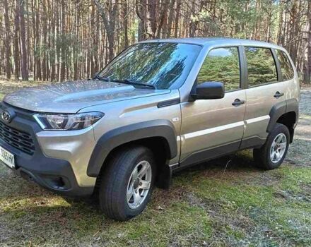 Сірий ВАЗ 2123 Niva, об'ємом двигуна 1.69 л та пробігом 60 тис. км за 11500 $, фото 10 на Automoto.ua