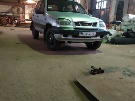 ВАЗ 2123 2004 в Полтаве на Automoto.ua Серый ВАЗ 2123, объемом двигателя 1.7 л и пробегом 250 тыс. км за 3700 $, фото 1 на Automoto.ua