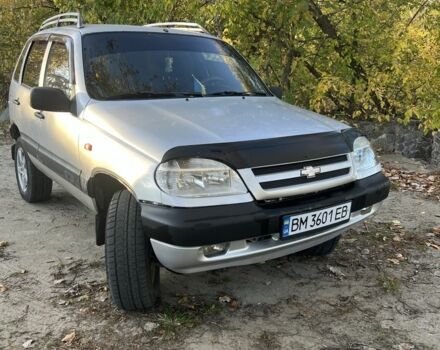 Серый ВАЗ 2123 Niva, объемом двигателя 1.7 л и пробегом 251 тыс. км за 3199 $, фото 1 на Automoto.ua