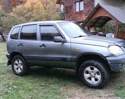 Серый ВАЗ 2123 Niva, объемом двигателя 1.6 л и пробегом 130 тыс. км за 3867 $, фото 1 на Automoto.ua