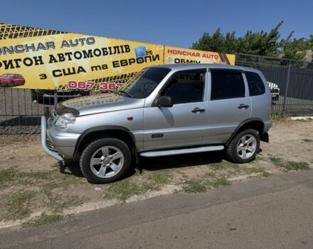 Сірий ВАЗ 2123 Niva, об'ємом двигуна 1.7 л та пробігом 260 тис. км за 3499 $, фото 1 на Automoto.ua