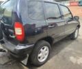 Синий ВАЗ 2123 Niva, объемом двигателя 1.69 л и пробегом 102 тыс. км за 4300 $, фото 2 на Automoto.ua