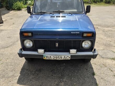 Синий ВАЗ 2123 Niva, объемом двигателя 0 л и пробегом 204 тыс. км за 1600 $, фото 1 на Automoto.ua