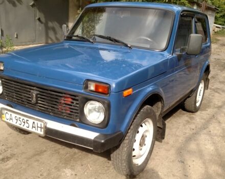 Синий ВАЗ 2123 Niva, объемом двигателя 1.7 л и пробегом 67 тыс. км за 4150 $, фото 1 на Automoto.ua