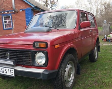 Зеленый ВАЗ 2123 Niva, объемом двигателя 1 л и пробегом 80 тыс. км за 2800 $, фото 2 на Automoto.ua