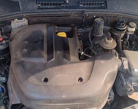 Зелений ВАЗ 2123 Niva, об'ємом двигуна 1.69 л та пробігом 316 тис. км за 3200 $, фото 10 на Automoto.ua