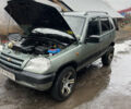 Зелений ВАЗ 2123 Niva, об'ємом двигуна 1.69 л та пробігом 250 тис. км за 3000 $, фото 4 на Automoto.ua