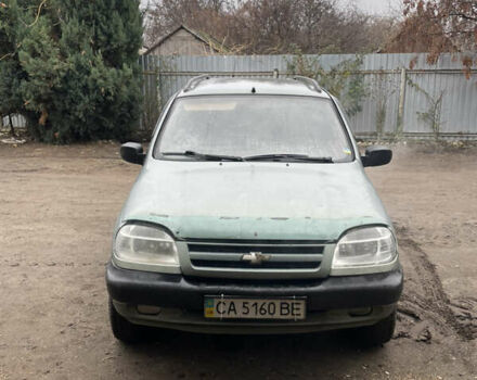Зелений ВАЗ 2123 Niva, об'ємом двигуна 1.69 л та пробігом 250 тис. км за 3000 $, фото 3 на Automoto.ua