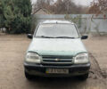 Зелений ВАЗ 2123 Niva, об'ємом двигуна 1.69 л та пробігом 250 тис. км за 3000 $, фото 3 на Automoto.ua
