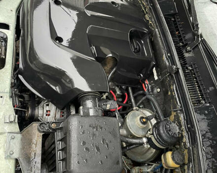 Зелений ВАЗ 2123 Niva, об'ємом двигуна 1.69 л та пробігом 250 тис. км за 3000 $, фото 5 на Automoto.ua