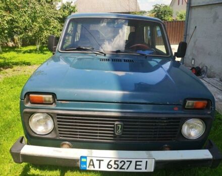 Зеленый ВАЗ 2123 Niva, объемом двигателя 1.7 л и пробегом 200 тыс. км за 2900 $, фото 1 на Automoto.ua