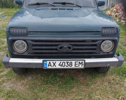 Зеленый ВАЗ 2123 Niva, объемом двигателя 1.7 л и пробегом 180 тыс. км за 1900 $, фото 1 на Automoto.ua