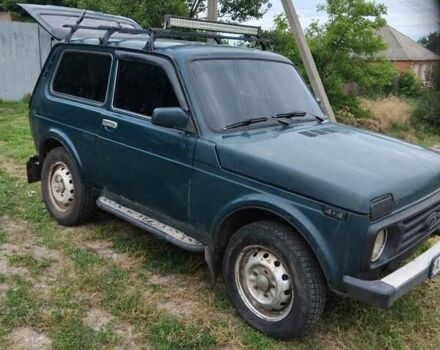 Зеленый ВАЗ 2123 Niva, объемом двигателя 1.7 л и пробегом 180 тыс. км за 1900 $, фото 1 на Automoto.ua