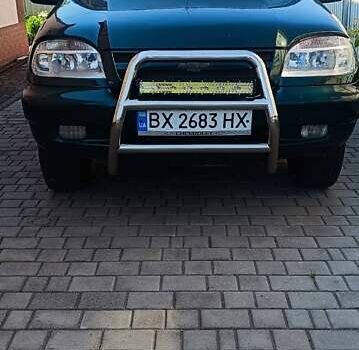 Зелений ВАЗ 2123 Niva, об'ємом двигуна 1.69 л та пробігом 316 тис. км за 3200 $, фото 1 на Automoto.ua