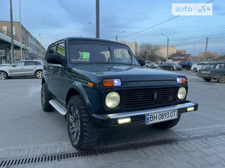 Зеленый ВАЗ 2123 Niva, объемом двигателя 1.69 л и пробегом 89 тыс. км за 3700 $, фото 1 на Automoto.ua