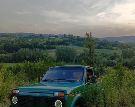 Зеленый ВАЗ 2123 Niva, объемом двигателя 7 л и пробегом 123 тыс. км за 2451 $, фото 1 на Automoto.ua