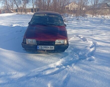 Красный ВАЗ 2129, объемом двигателя 1.6 л и пробегом 17 тыс. км за 350 $, фото 1 на Automoto.ua