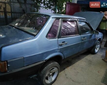 Серый ВАЗ 2129 Кедр, объемом двигателя 1.5 л и пробегом 70 тыс. км за 950 $, фото 1 на Automoto.ua