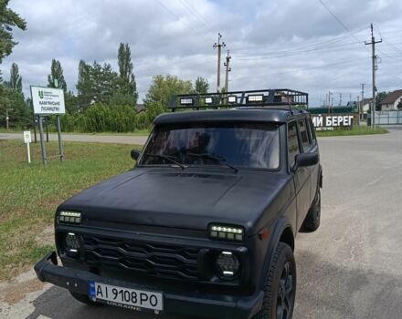 Чорний ВАЗ 2131 Нива, об'ємом двигуна 1.8 л та пробігом 100 тис. км за 3000 $, фото 1 на Automoto.ua