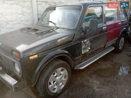 Черный ВАЗ 2131 Нива, объемом двигателя 1.69 л и пробегом 159 тыс. км за 1650 $, фото 1 на Automoto.ua