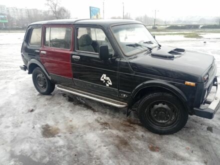 Черный ВАЗ 2131 Нива, объемом двигателя 1.7 л и пробегом 160 тыс. км за 2300 $, фото 1 на Automoto.ua