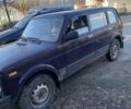 Фіолетовий ВАЗ 2131 Нива, об'ємом двигуна 1.7 л та пробігом 90 тис. км за 3000 $, фото 1 на Automoto.ua