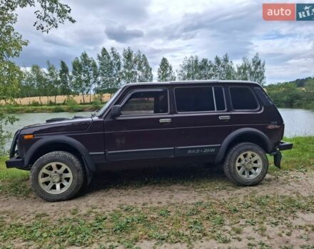 Фиолетовый ВАЗ 2131 Нива, объемом двигателя 1.9 л и пробегом 179 тыс. км за 4999 $, фото 1 на Automoto.ua