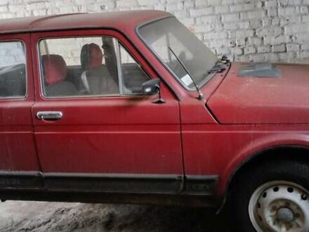 ВАЗ 2131 Нива 1998 в Покров (Орджоникидзе) на Automoto.ua Красный ВАЗ 2131 Нива, объемом двигателя 1.69 л и пробегом 800 тыс. км за 1032 $, фото 1 на Automoto.ua