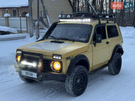 Жовтий ВАЗ 2131 Нива, об'ємом двигуна 1.69 л та пробігом 99 тис. км за 3200 $, фото 1 на Automoto.ua